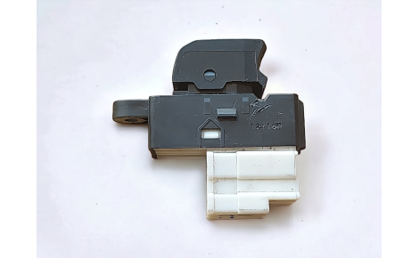 Boton Alzavidrio Trasero Derecho Suzuki Dzire 2012-2018