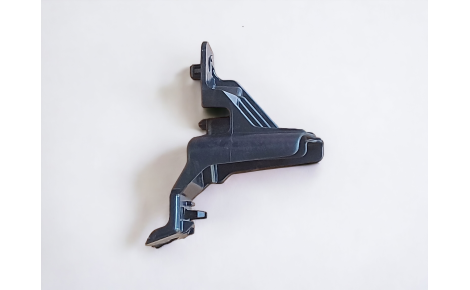 Soporte Central Derecho Parachoque Suzuki New Swift 2012-2018
