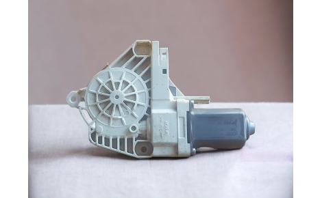 Motor Alzavidrio Delantero Izquierdo Audi A4 2009-2012