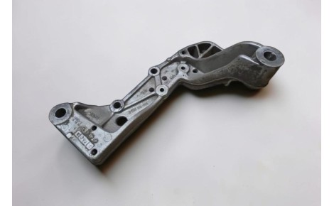 Brazo Cuna Derecho Audi A3 2008-2012