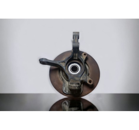 Muñon Con Maza Delantera Izquierda Suzuki New Swift Dzire 2012-2018