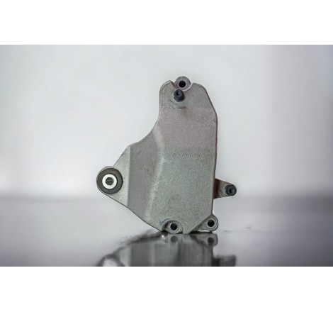 Base Soporte Motor Derecho Mercedes Benz A45 A200 A250 2012-2018