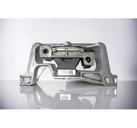 Soporte Motor Delantero Derecho Mercedes Benz A45 A200 A250 2012-2018
